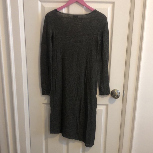 Roots long sleeved dress - Picture 2 of 4